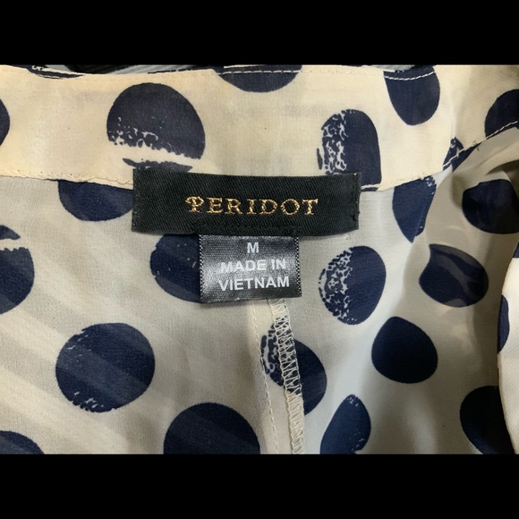 Ladies Blouse with Polka Dots - Picture 6 of 7